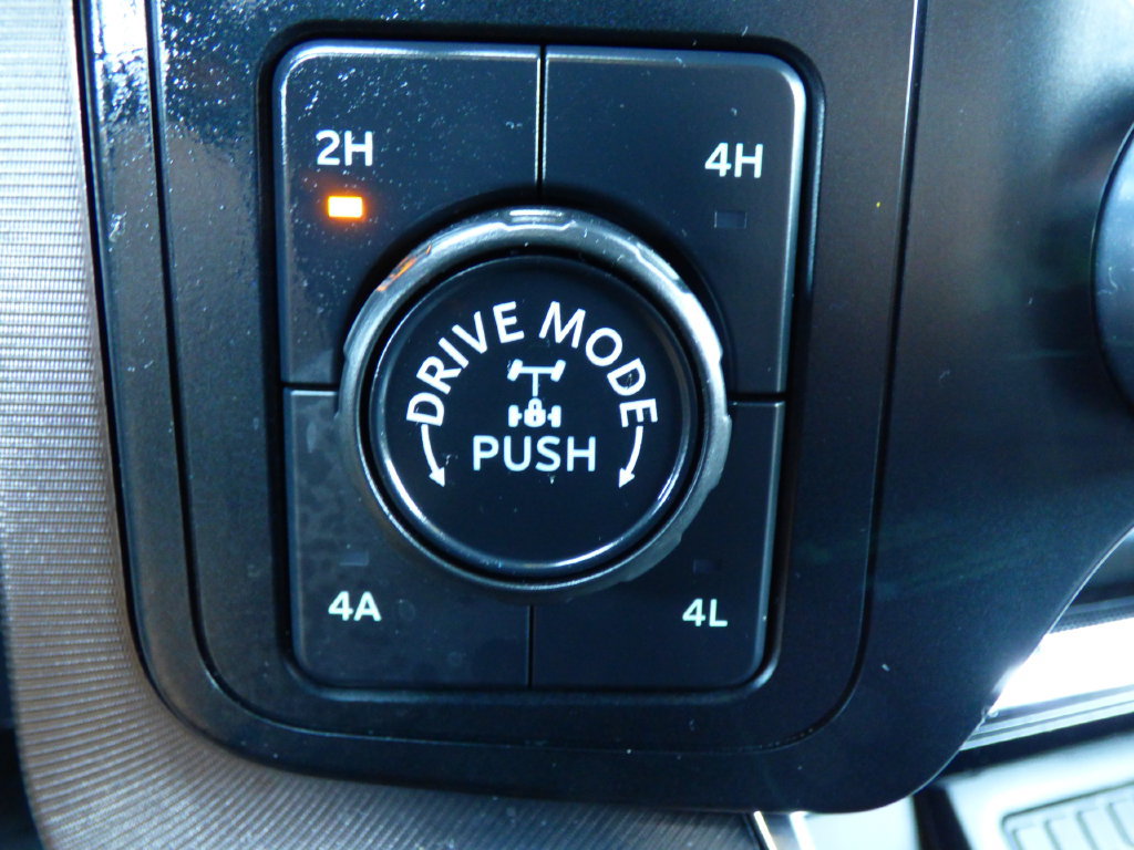 Used 2023 Ford F150 Platinum w/ Equipment Group 701A High AWD/4WD image 34