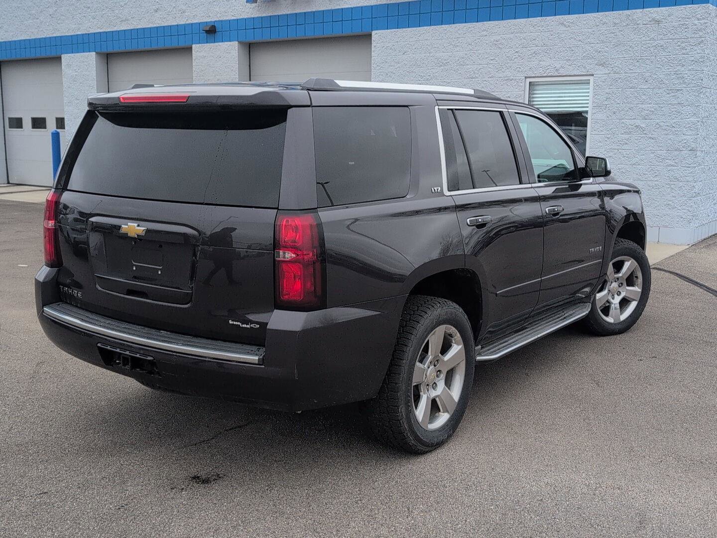 Used 2015 Chevrolet Tahoe LTZ w/ Max Trailering Package image 8