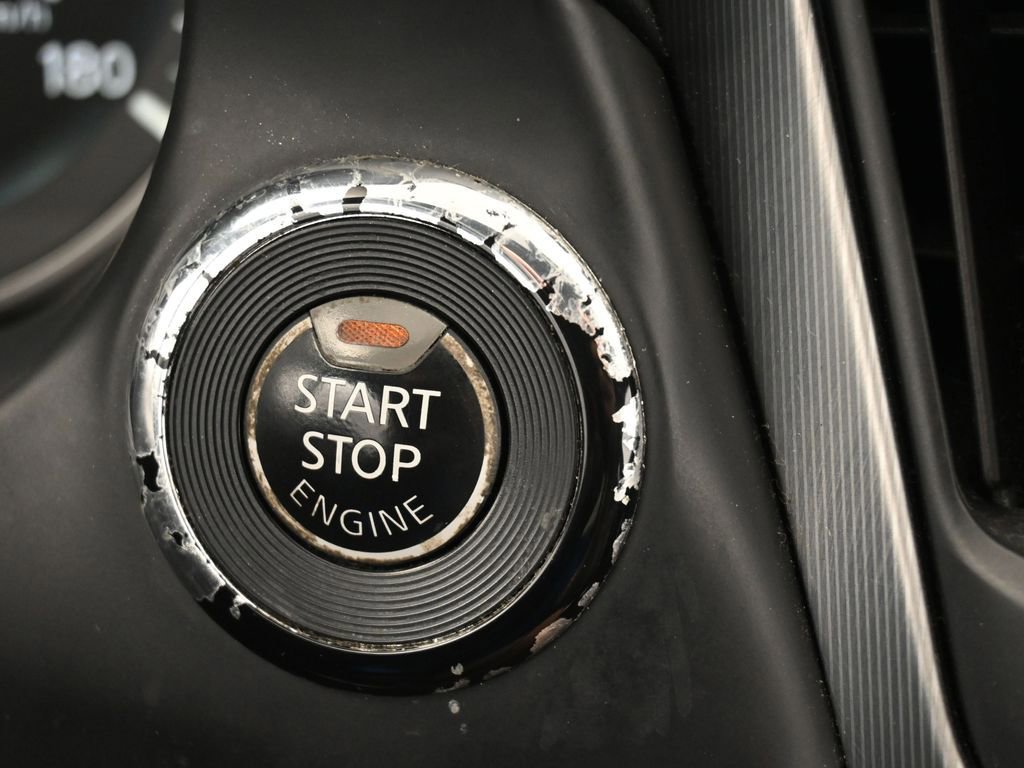 Used 2020 INFINITI Q60 3.0t Luxe image 30