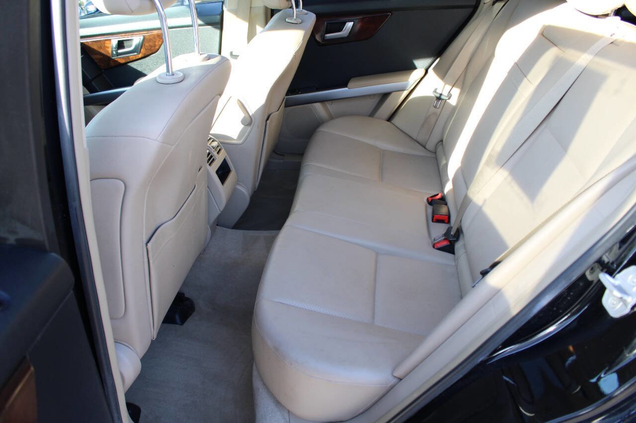 Used 2012 Mercedes-Benz GLK 350 4MATIC image 10
