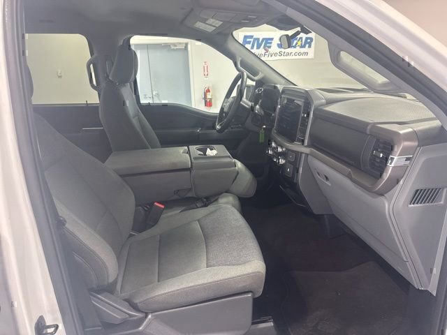 Used 2025 Ford F150 XLT w/ Equipment Group 301A Standard image 19