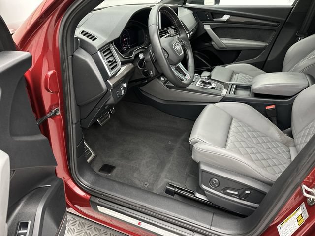 Used 2018 Audi SQ5 Prestige w/ Prestige Package AWD/4WD image 11