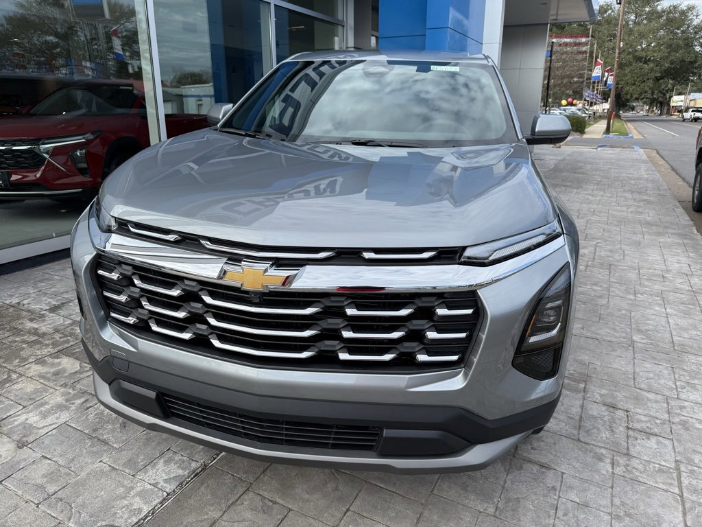 New 2026 Chevrolet Equinox LT w/ LPO, Floor Liner Package image 6