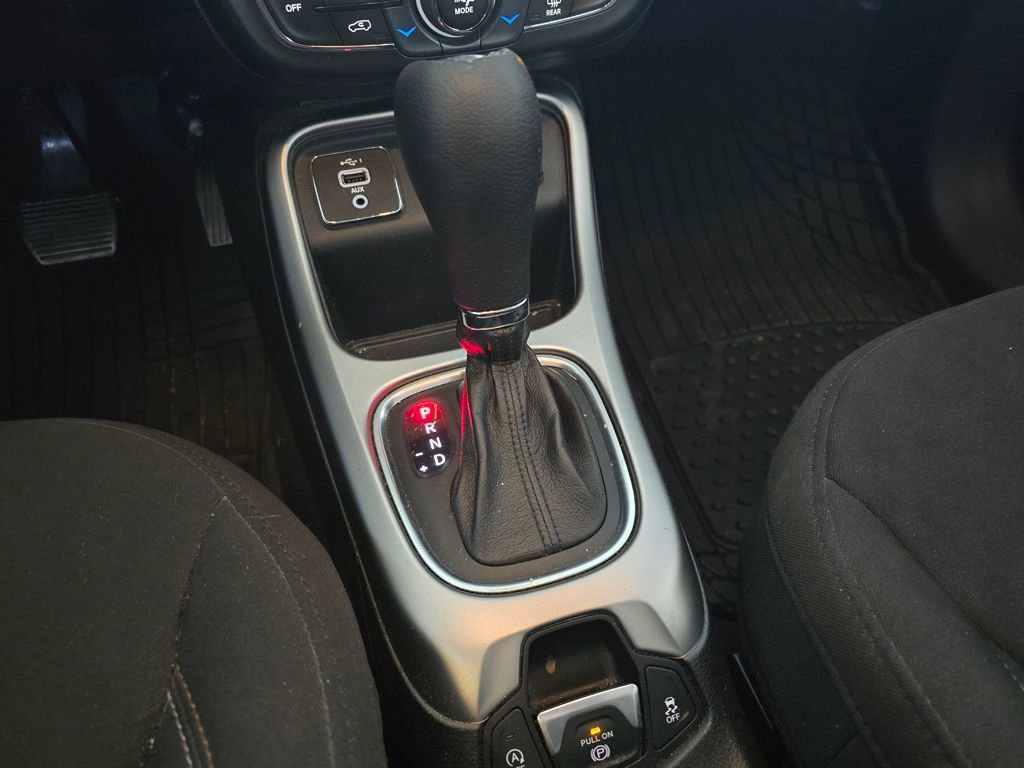 Used 2021 Jeep Compass Sport image 18