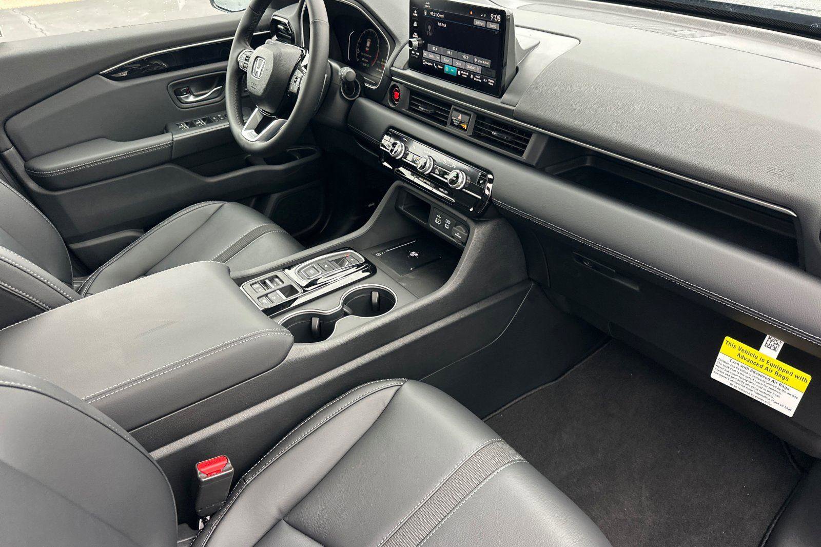 New 2025 Honda Pilot Touring image 19