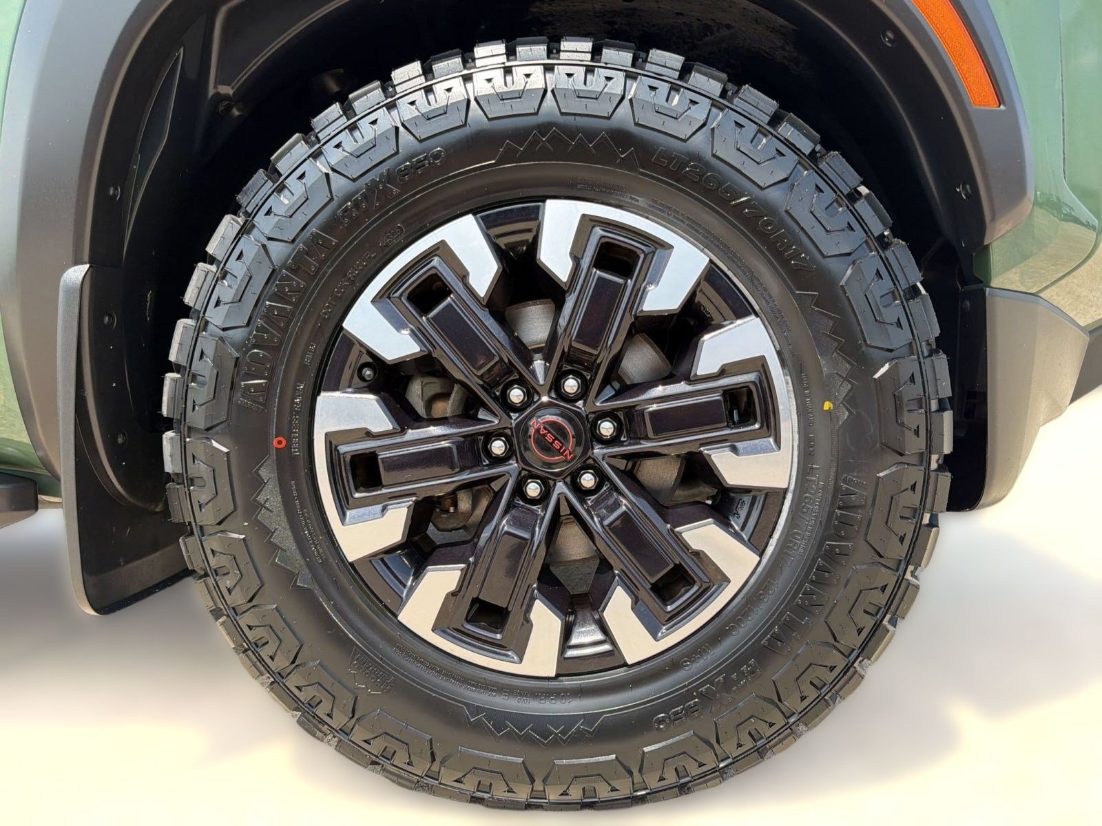 Used 2022 Nissan Frontier Pro-X RWD image 11