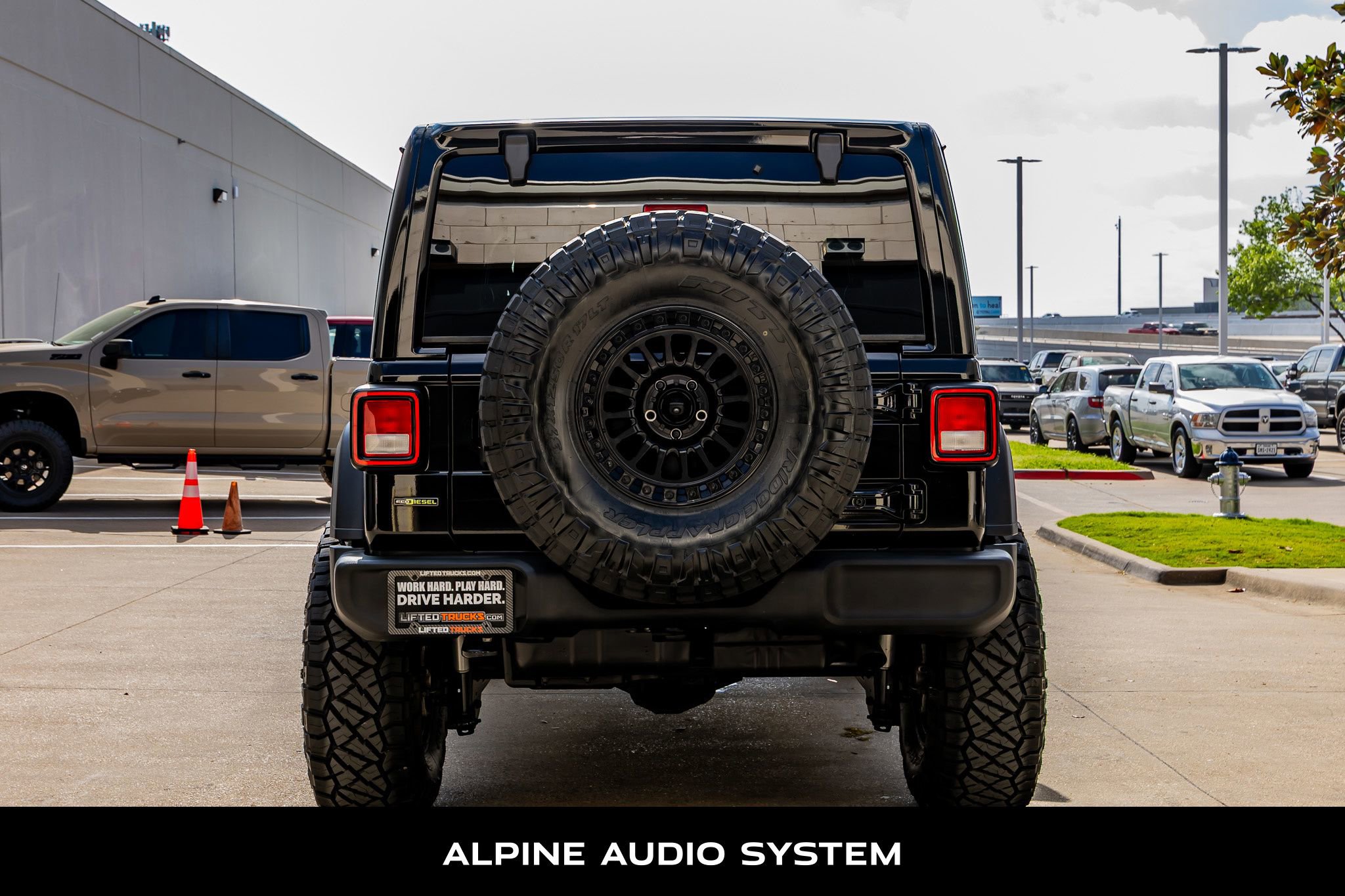 Used 2022 Jeep Wrangler Unlimited Sport w/ Sun And Sound Package image 8