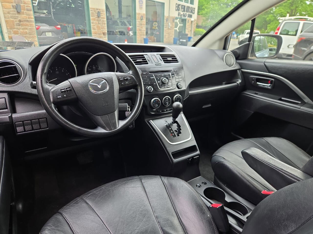 Used 2012 MAZDA MAZDA5 Sport FWD image 16