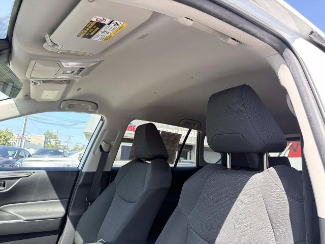 Used 2023 Toyota RAV4 XLE FWD image 19