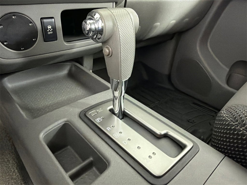 Used 2018 Nissan Frontier SV image 30