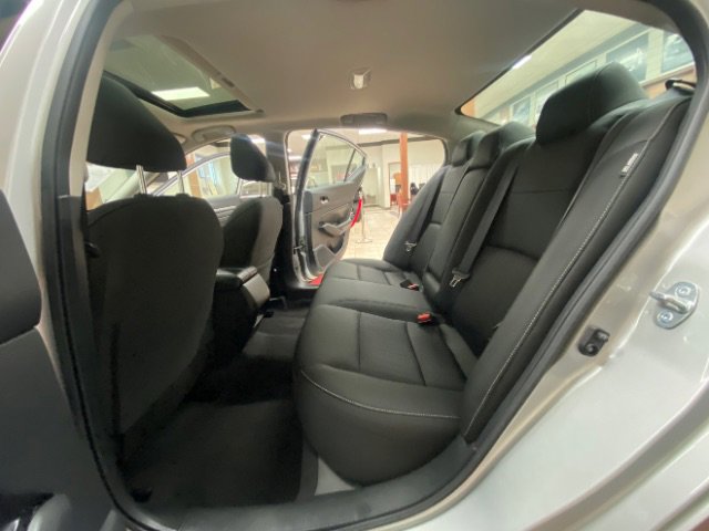 Used 2022 Nissan Altima 2.5 SV w/ SV Premium Package image 15