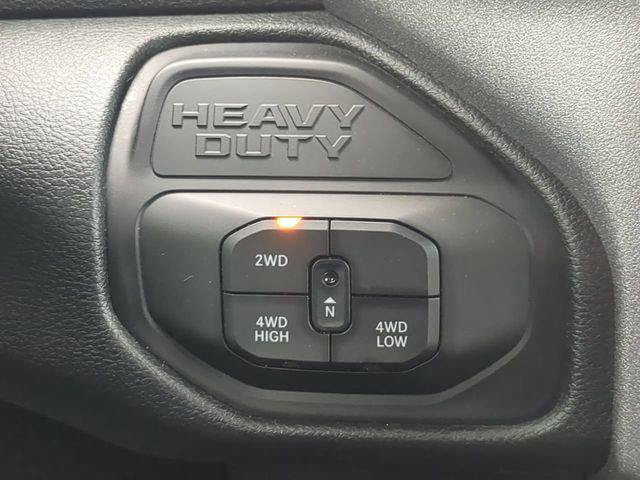 Certified 2025 RAM 2500 Tradesman w/ Chrome Appearance Group AWD/4WD image 24