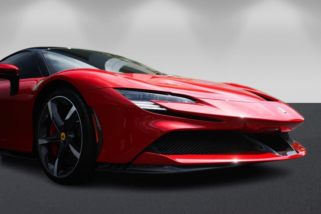 Used 2021 Ferrari SF90 Stradale AWD/4WD image 9