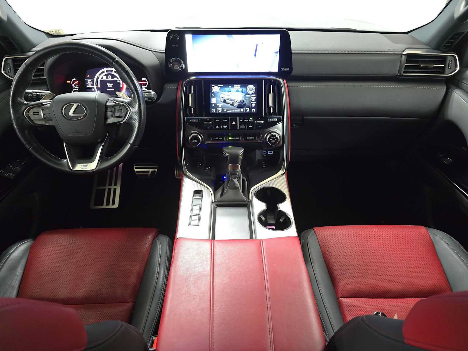 Used 2023 Lexus LX 600 F Sport w/ Accessory Package (Z1) AWD/4WD image 19