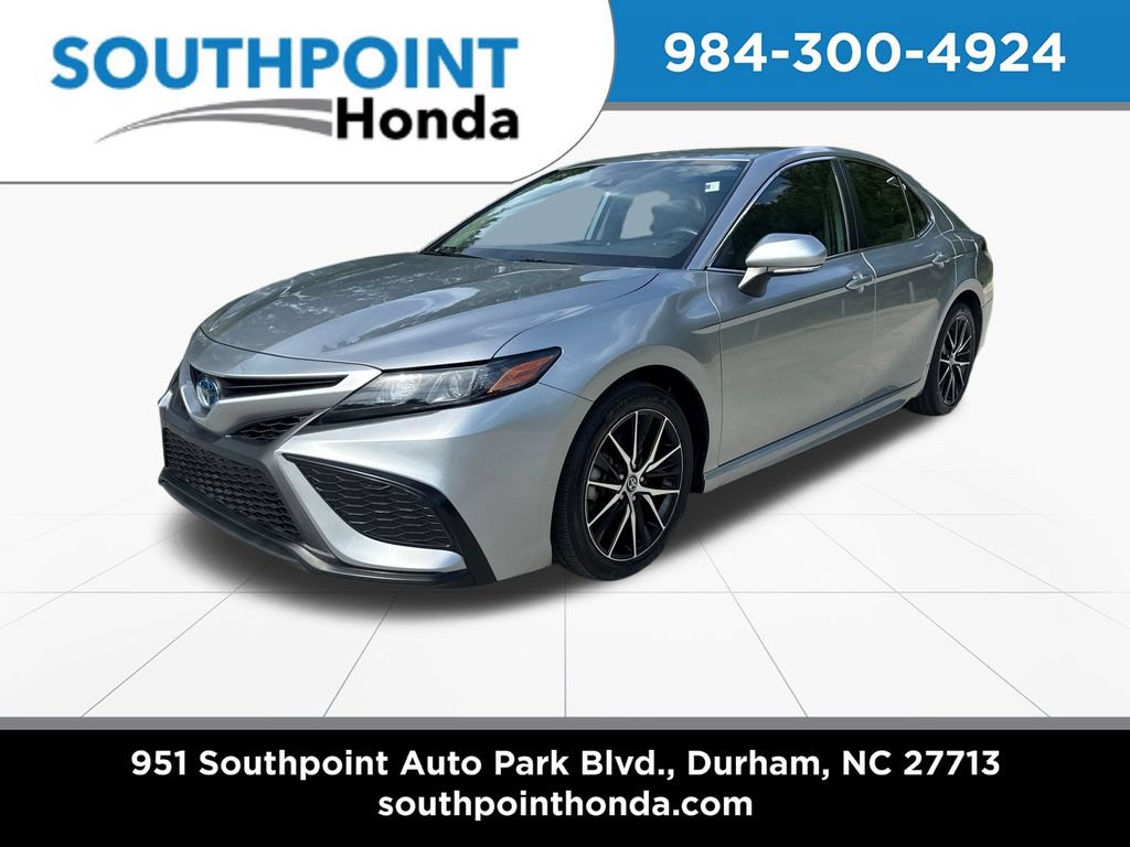 Used 2022 Toyota Camry SE FWD video 3