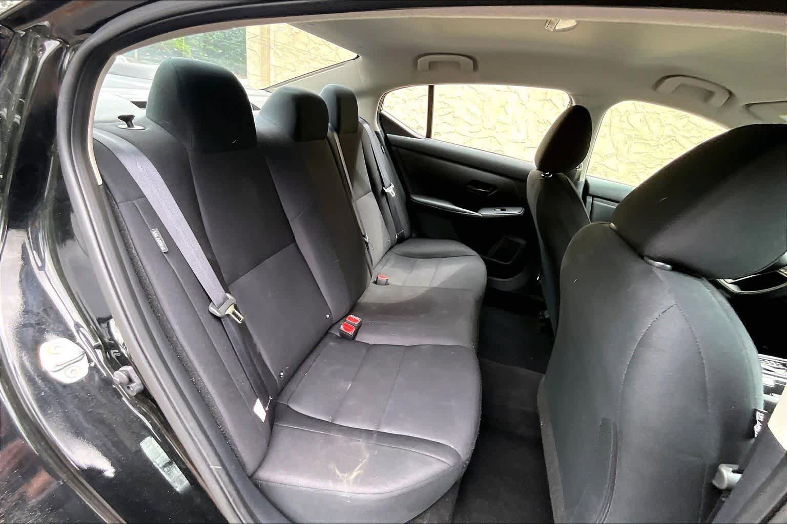 Used 2024 Nissan Sentra S FWD image 18