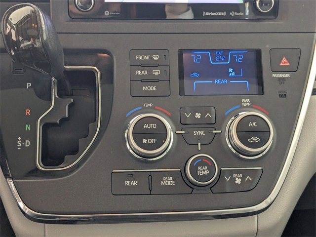 Used 2018 Toyota Sienna XLE w/ XLE Navigation Package image 22