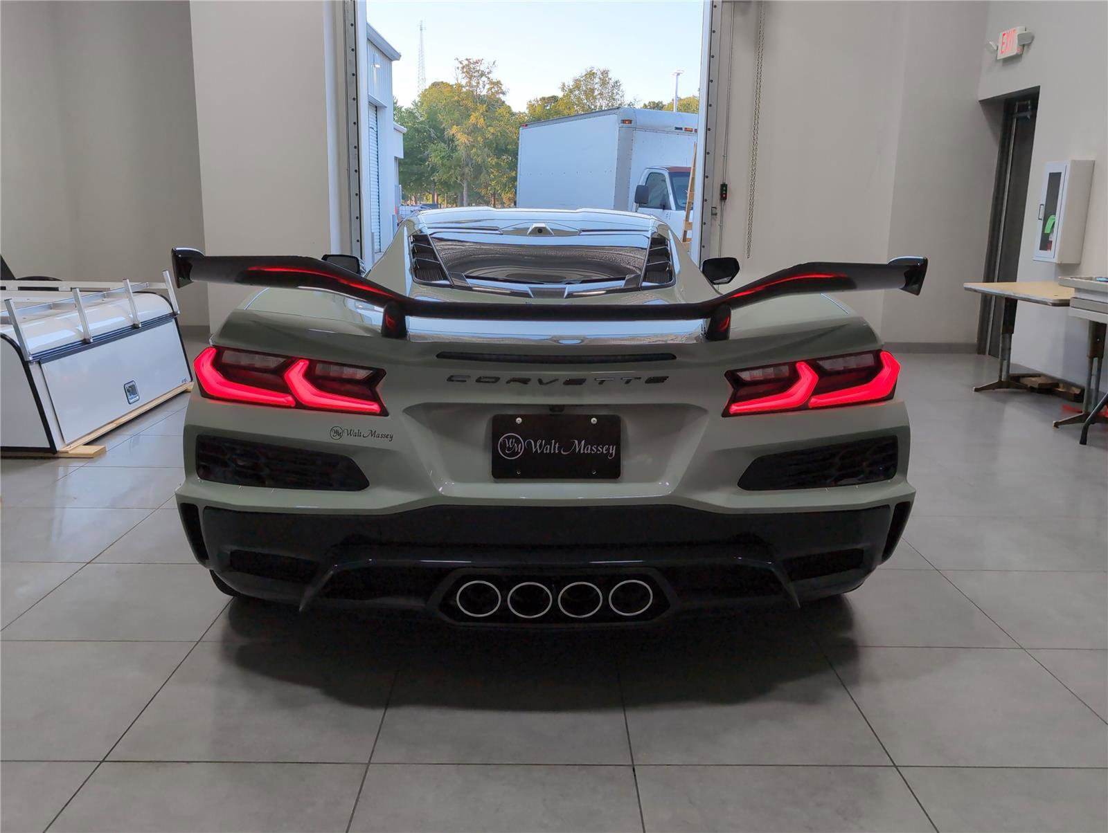 Used 2024 Chevrolet Corvette Z06 w/ Z07 Performance Package image 3