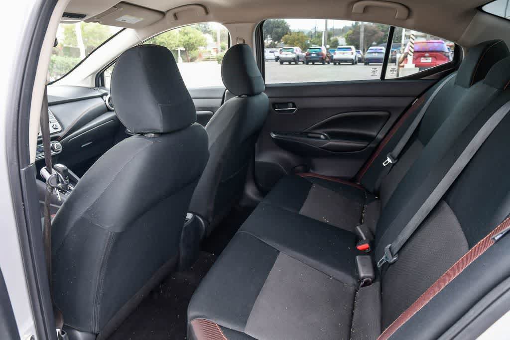 Used 2020 Nissan Versa SR FWD image 18
