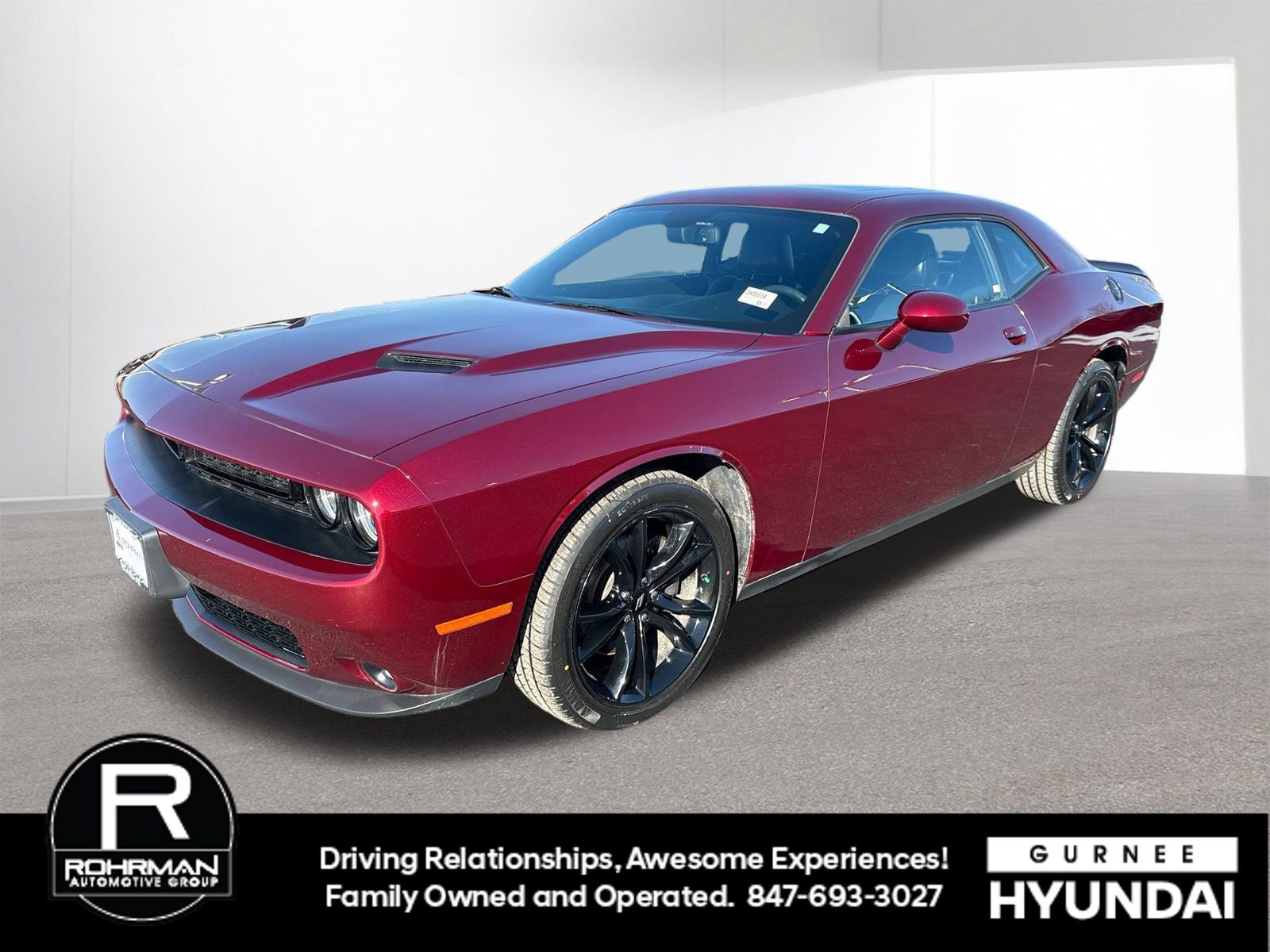 Used 2018 Dodge Challenger SXT Plus image 1