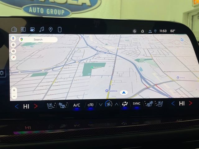 New 2026 Chevrolet Traverse RS w/ LPO, Floor Liner Package image 4