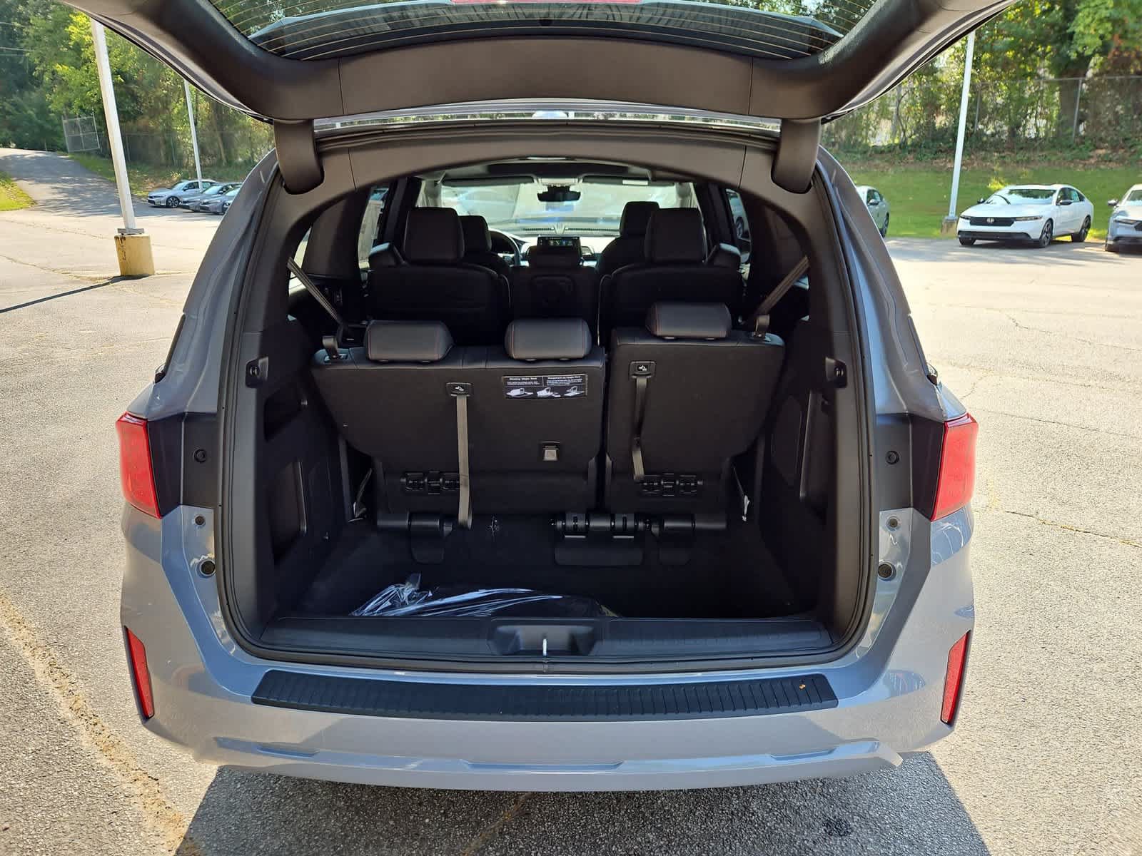 New 2027 Honda Odyssey Sport-L image 9