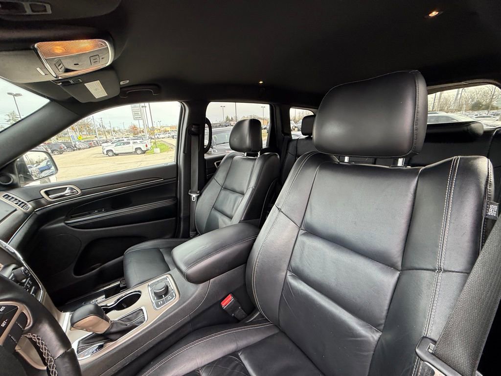 Used 2017 Jeep Grand Cherokee Limited image 13