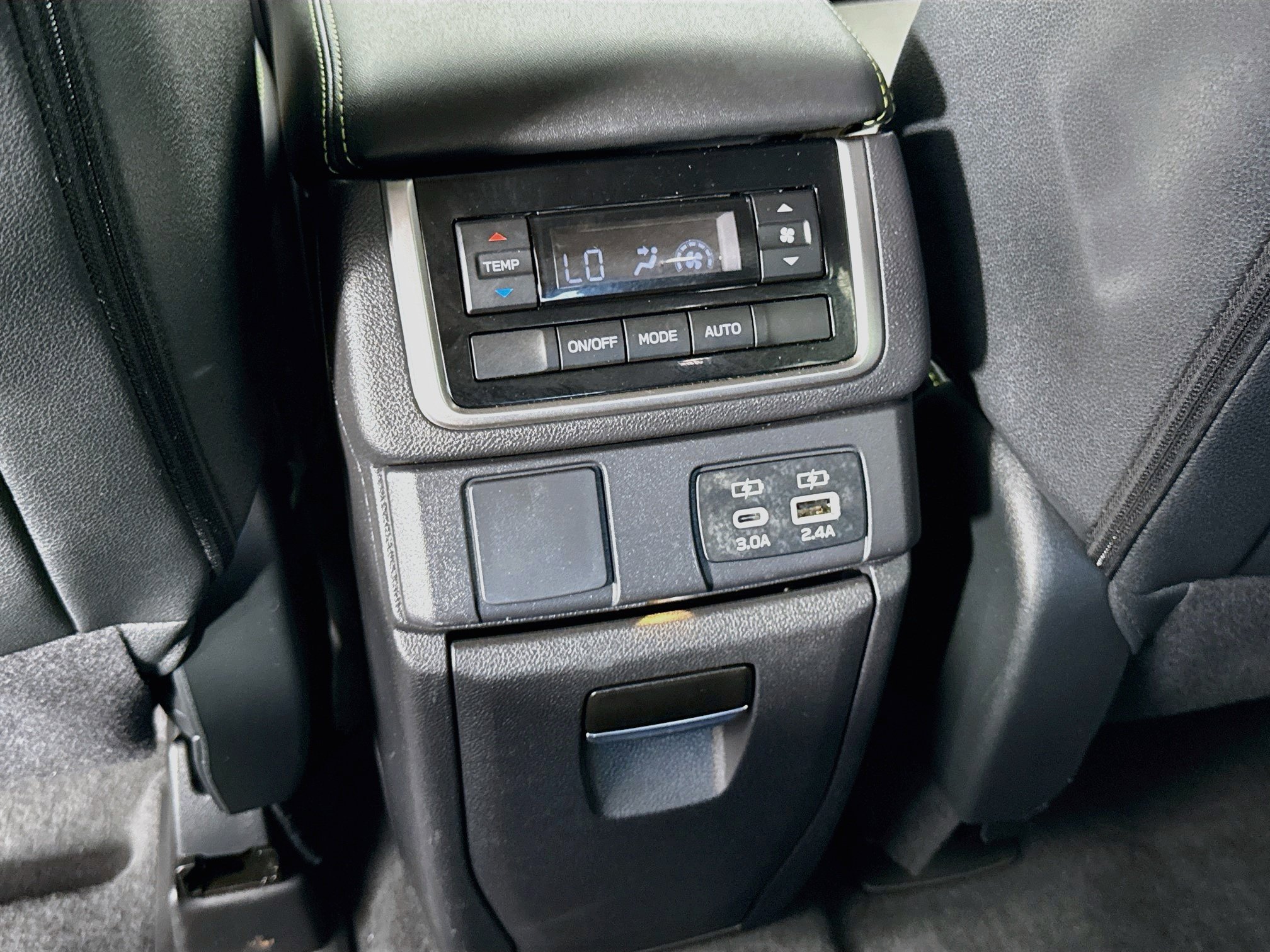 Used 2025 Subaru Ascent Onyx Edition AWD/4WD image 25