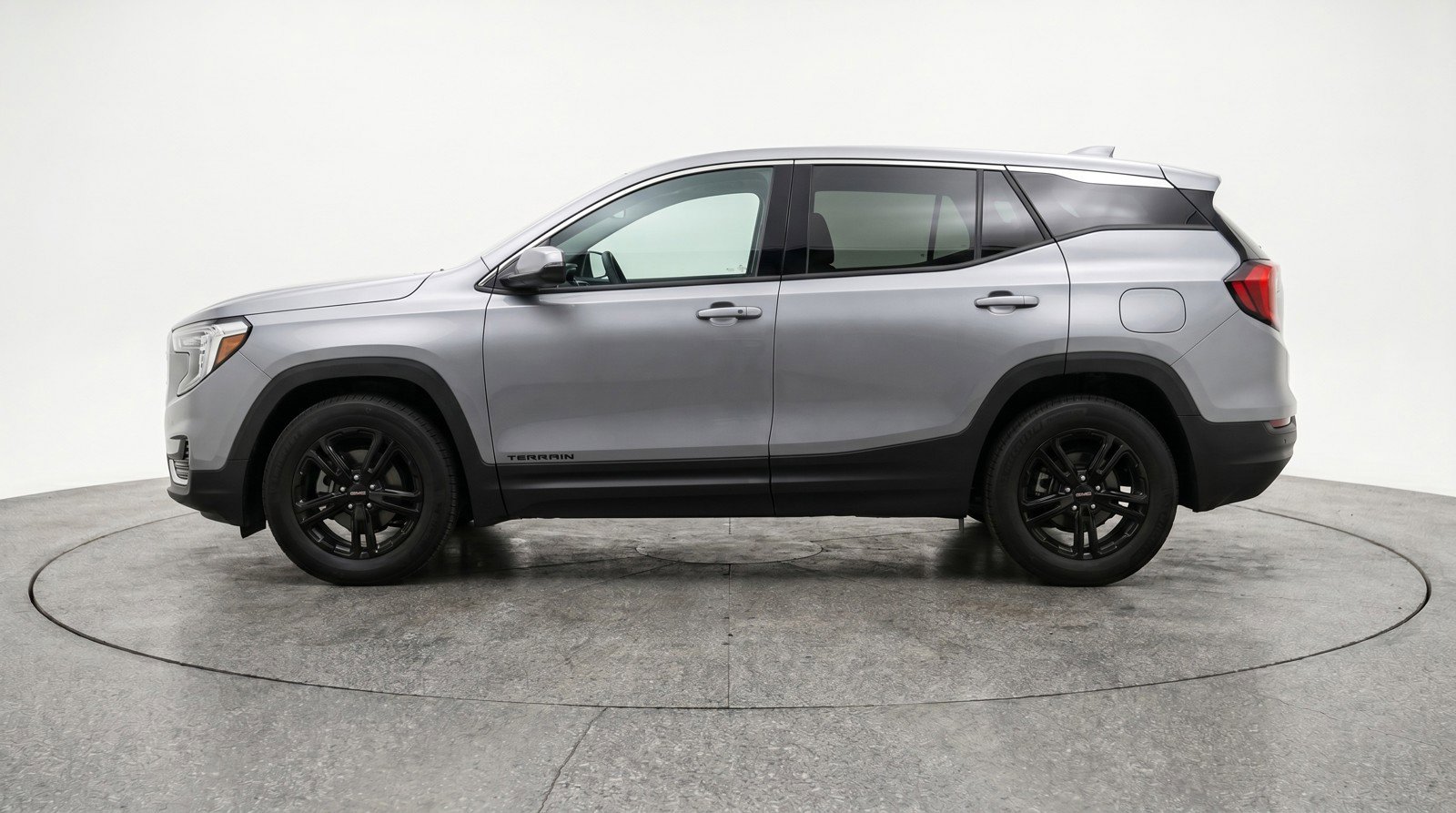 Used 2024 GMC Terrain SLE FWD image 5