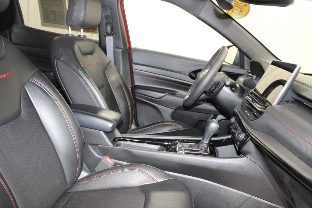 Used 2025 Jeep Compass Trailhawk AWD/4WD image 33
