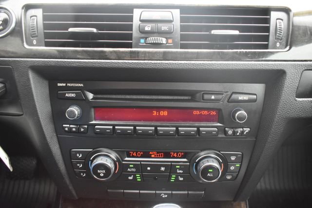 Used 2010 BMW 328i xDrive Coupe image 24