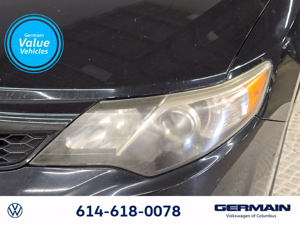 Used 2012 Toyota Camry SE FWD image 13