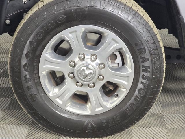 Used 2024 RAM 2500 Big Horn w/ Sport Appearance Package image 11