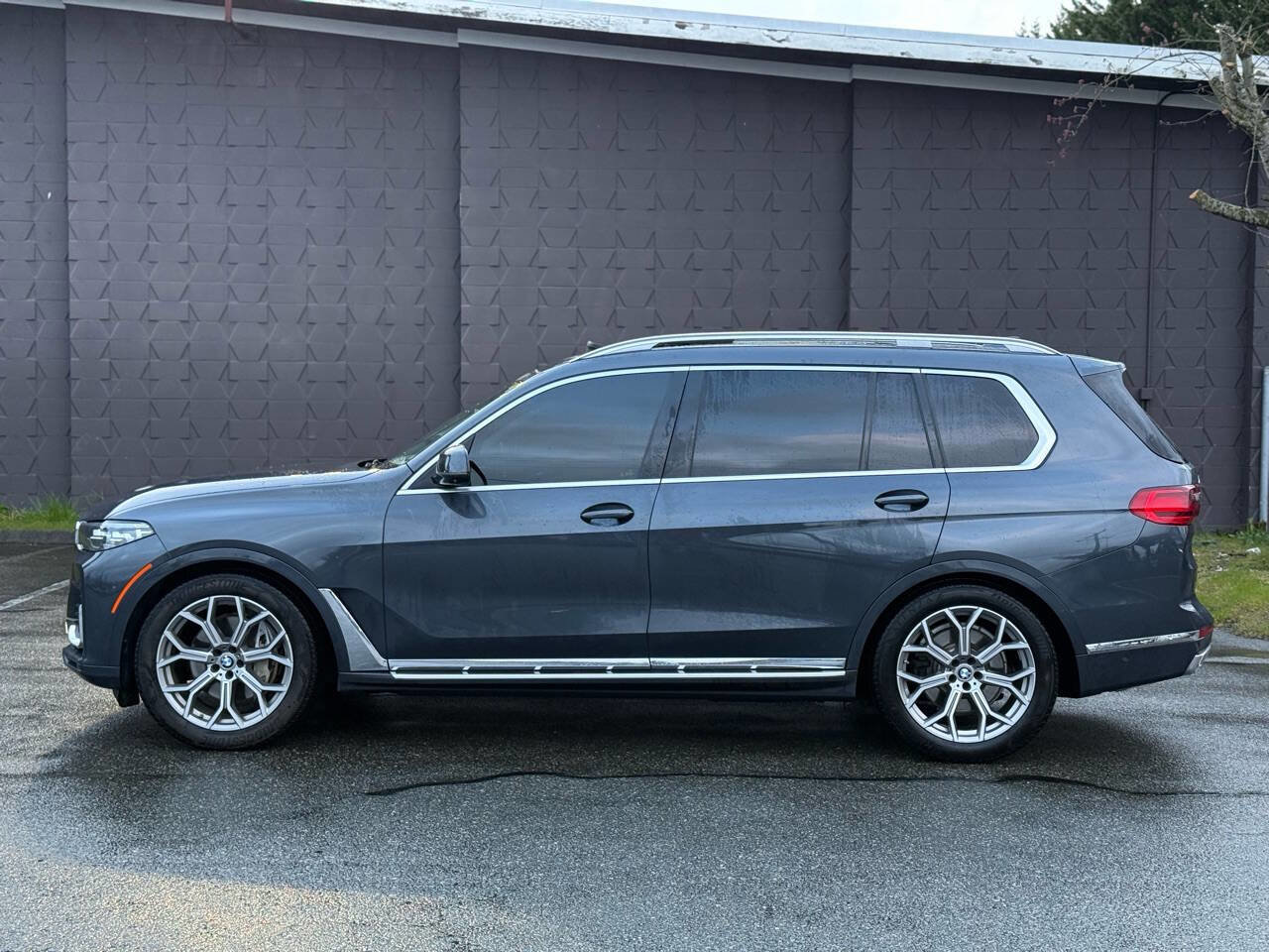 Used 2019 BMW X7 xDrive50i w/ Cold Weather Package AWD/4WD image 5