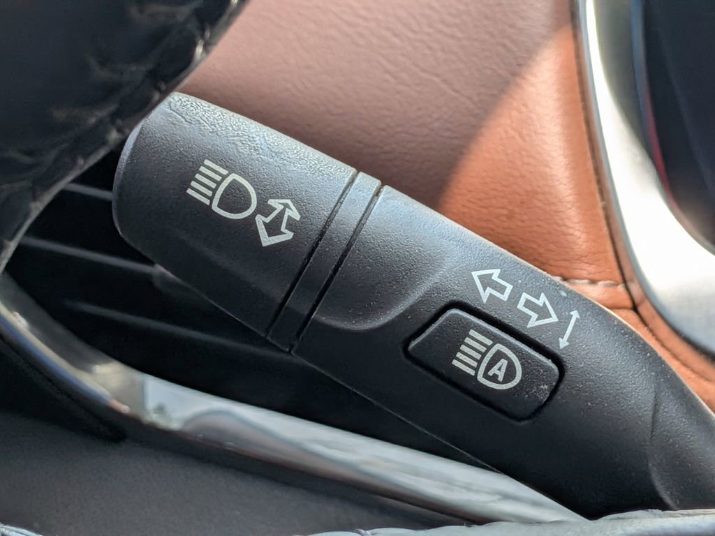 Used 2018 Chevrolet Traverse High Country AWD/4WD image 28