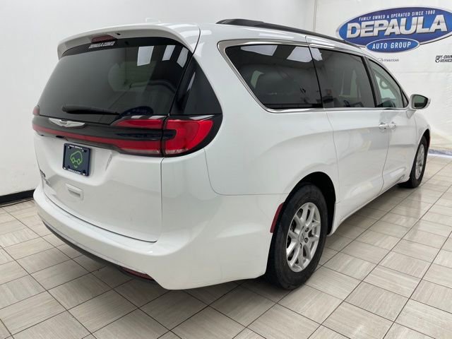 Used 2022 Chrysler Pacifica Touring-L image 22