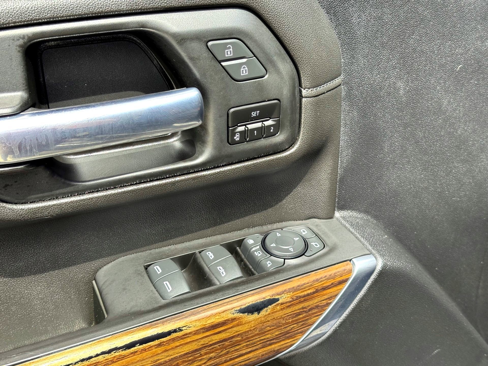 Used 2021 Chevrolet Silverado 3500 High Country AWD/4WD image 16