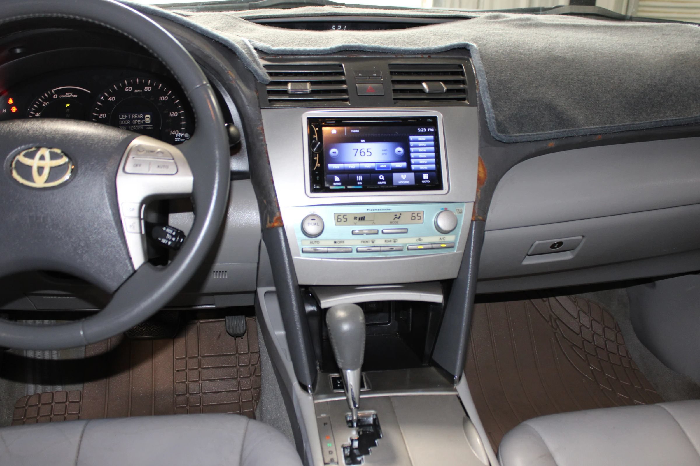 Used 2009 Toyota Camry Hybrid FWD image 15