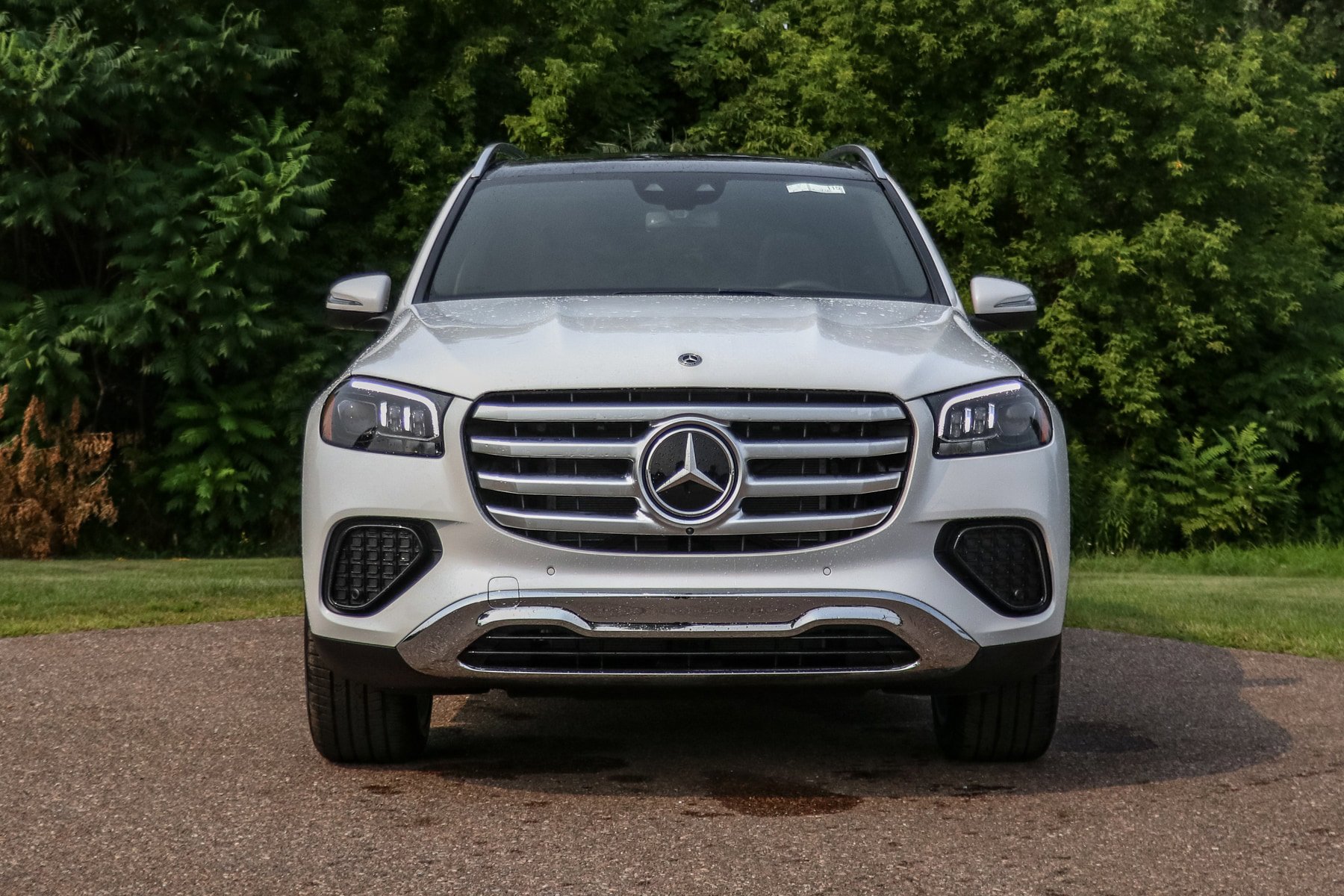 New 2025 Mercedes-Benz GLS 450 4MATIC image 4