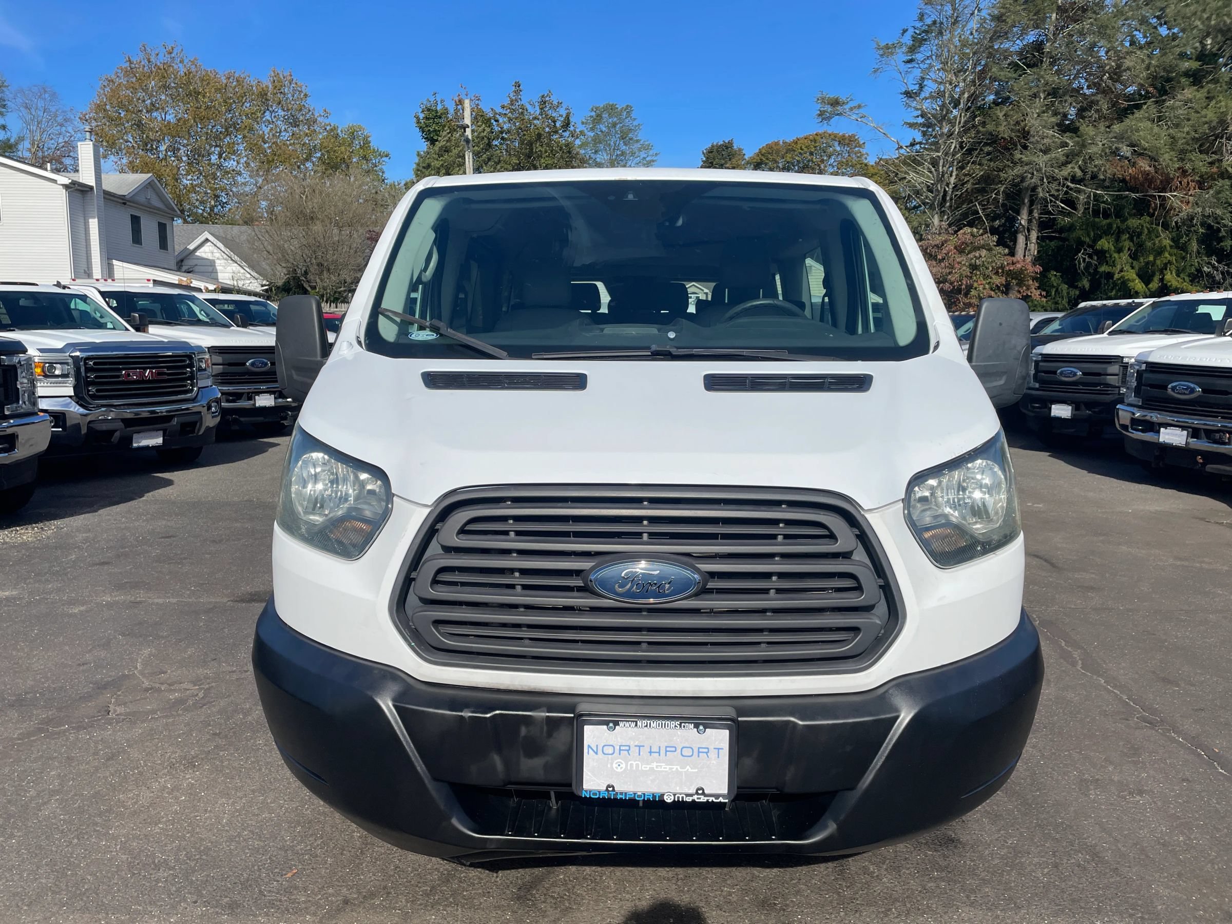 Used 2017 Ford Transit 150 130 Low Roof Wagon RWD image 8