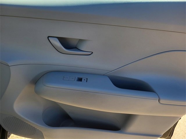 Certified 2025 Hyundai Kona SEL image 6