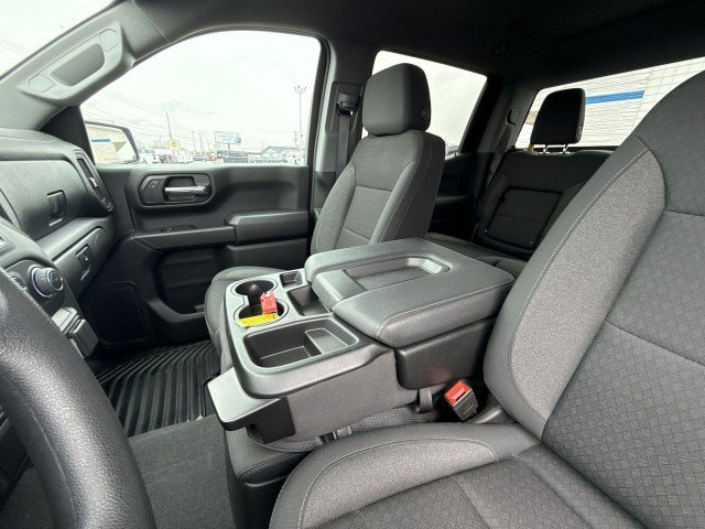 Certified 2024 Chevrolet Silverado 1500 Custom image 19