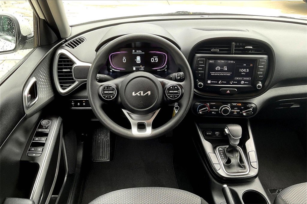 Certified 2023 Kia Soul LX w/ LX Technology Package image 5