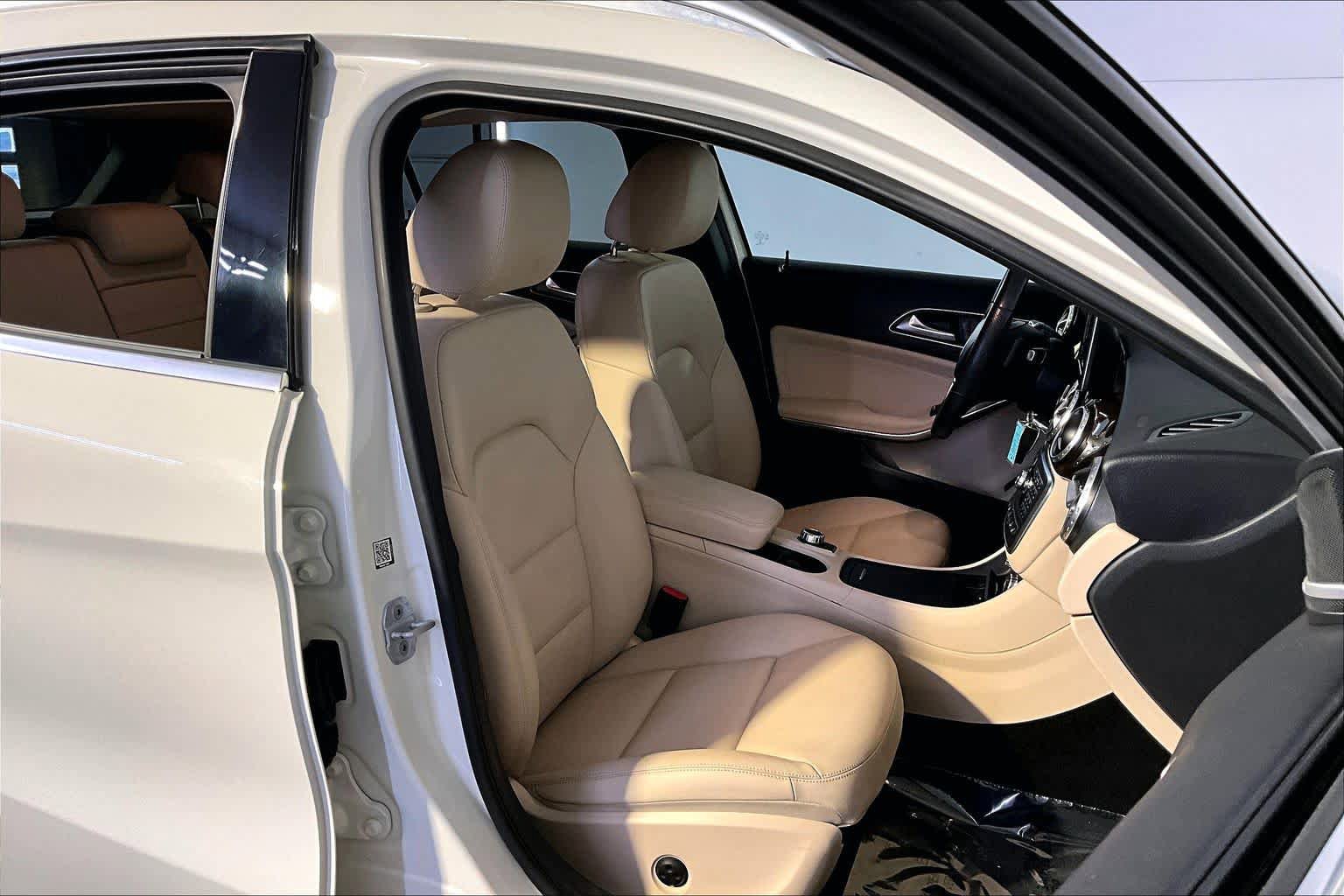 Used 2015 Mercedes-Benz GLA 250 4MATIC image 7