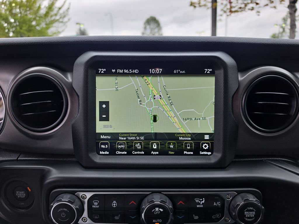 Used 2022 Jeep Wrangler Sport AWD/4WD image 15