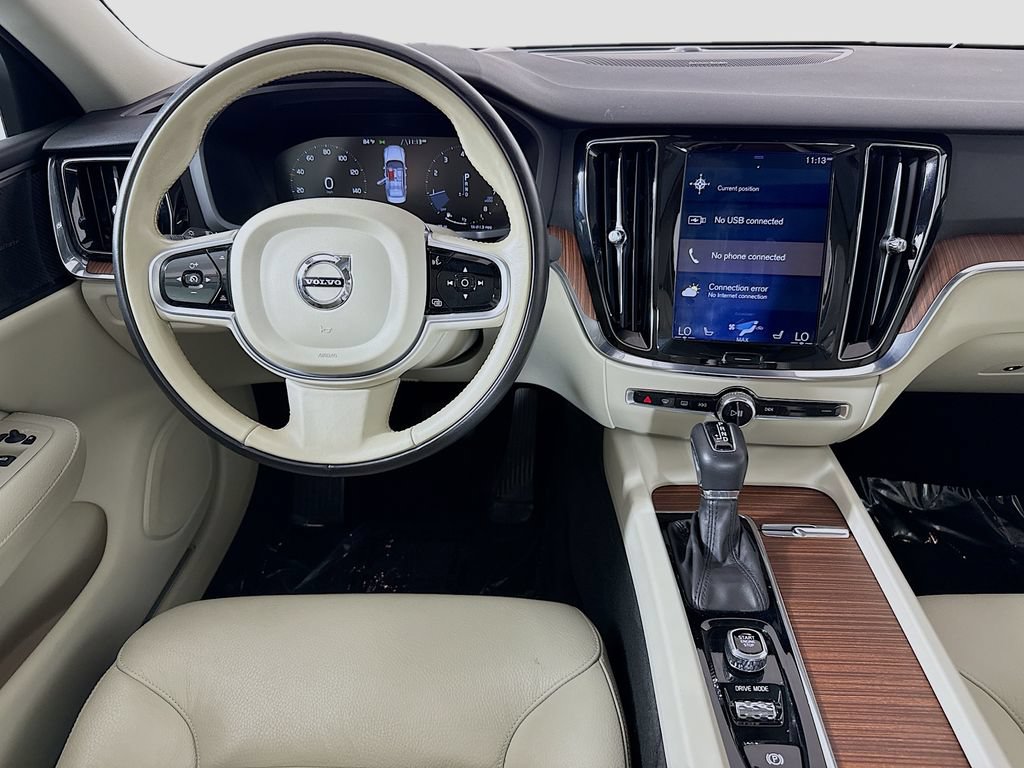 Used 2019 Volvo S60 T5 Momentum w/ Multimedia Package FWD image 23