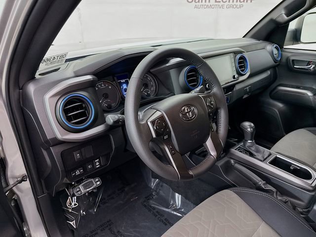Used 2022 Toyota Tacoma TRD Off-Road image 9