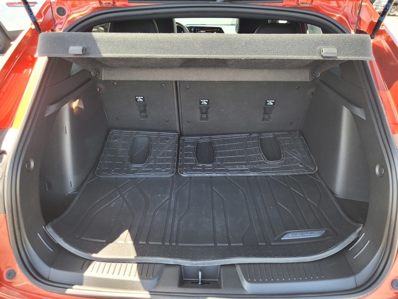 Used 2024 Chevrolet Trax RS FWD image 11