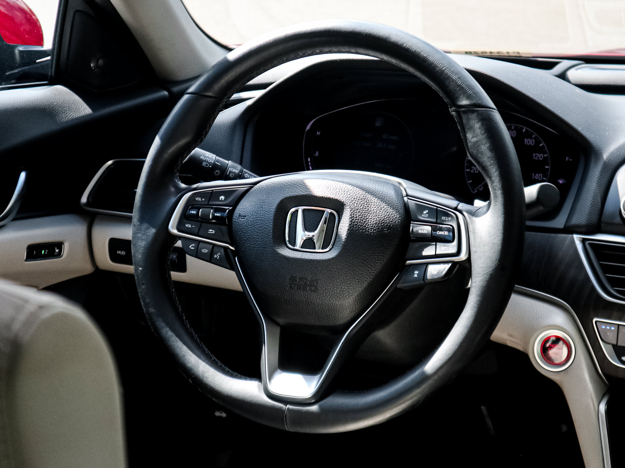 Used 2018 Honda Accord Touring image 18