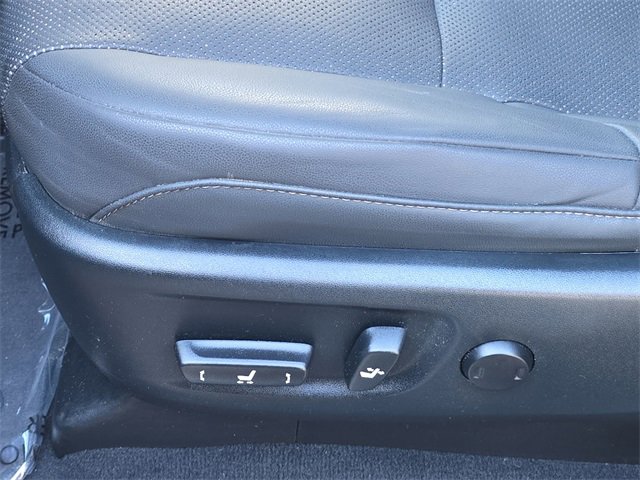 Used 2023 Lexus GX 460 Premium w/ Premium Plus Package image 32